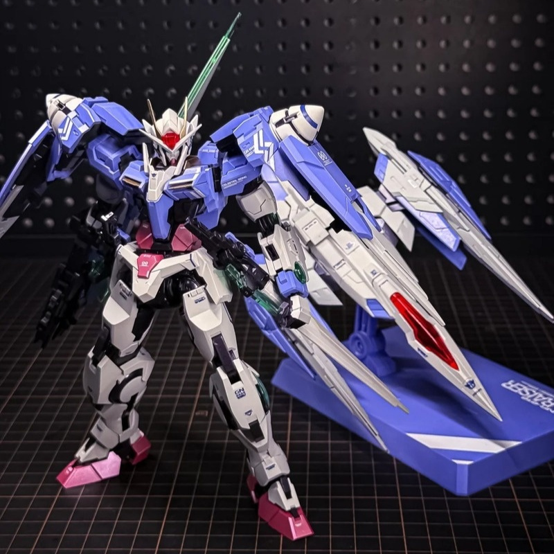 Bandai Gundam Hg - New Menghu Model MB 1/100 00